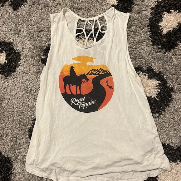 Flowey boho tank top! - Picture 2 of 3